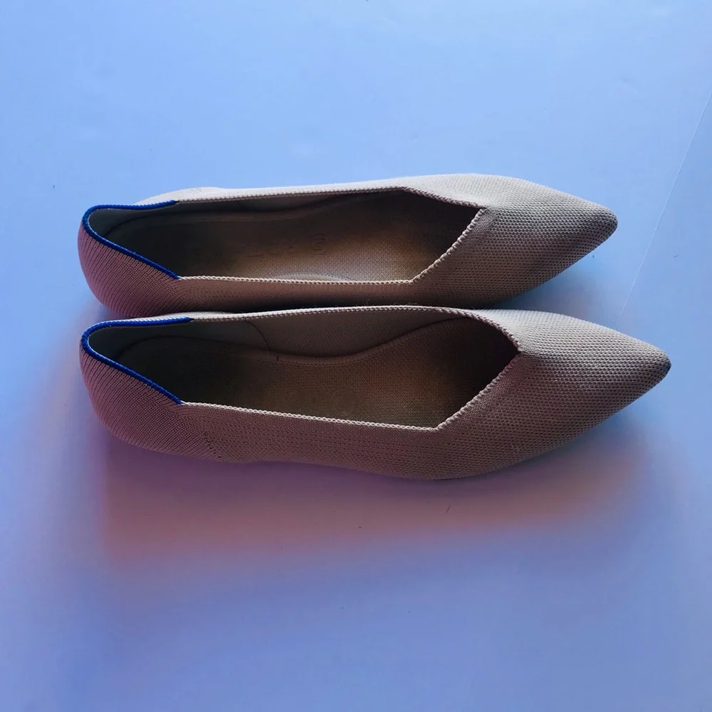 Rothy’s‎ Beige Women's Flats with Blue Accent